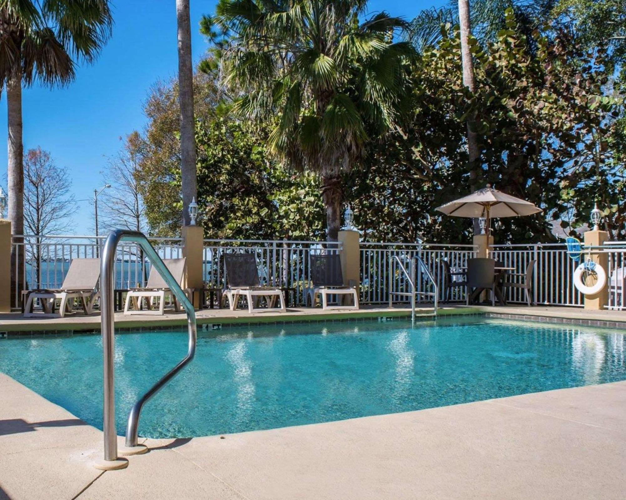 Comfort Suites Clearwater - Dunedin Buitenkant foto