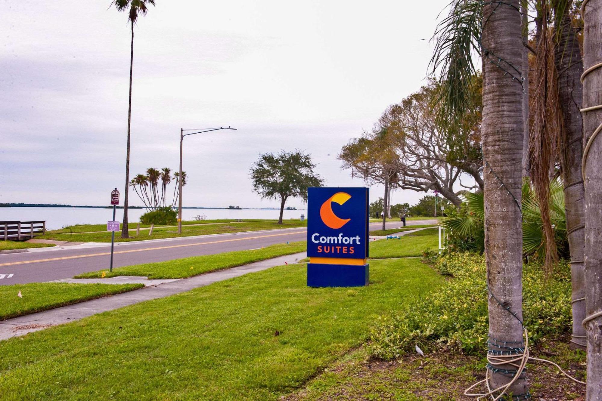 Comfort Suites Clearwater - Dunedin Buitenkant foto