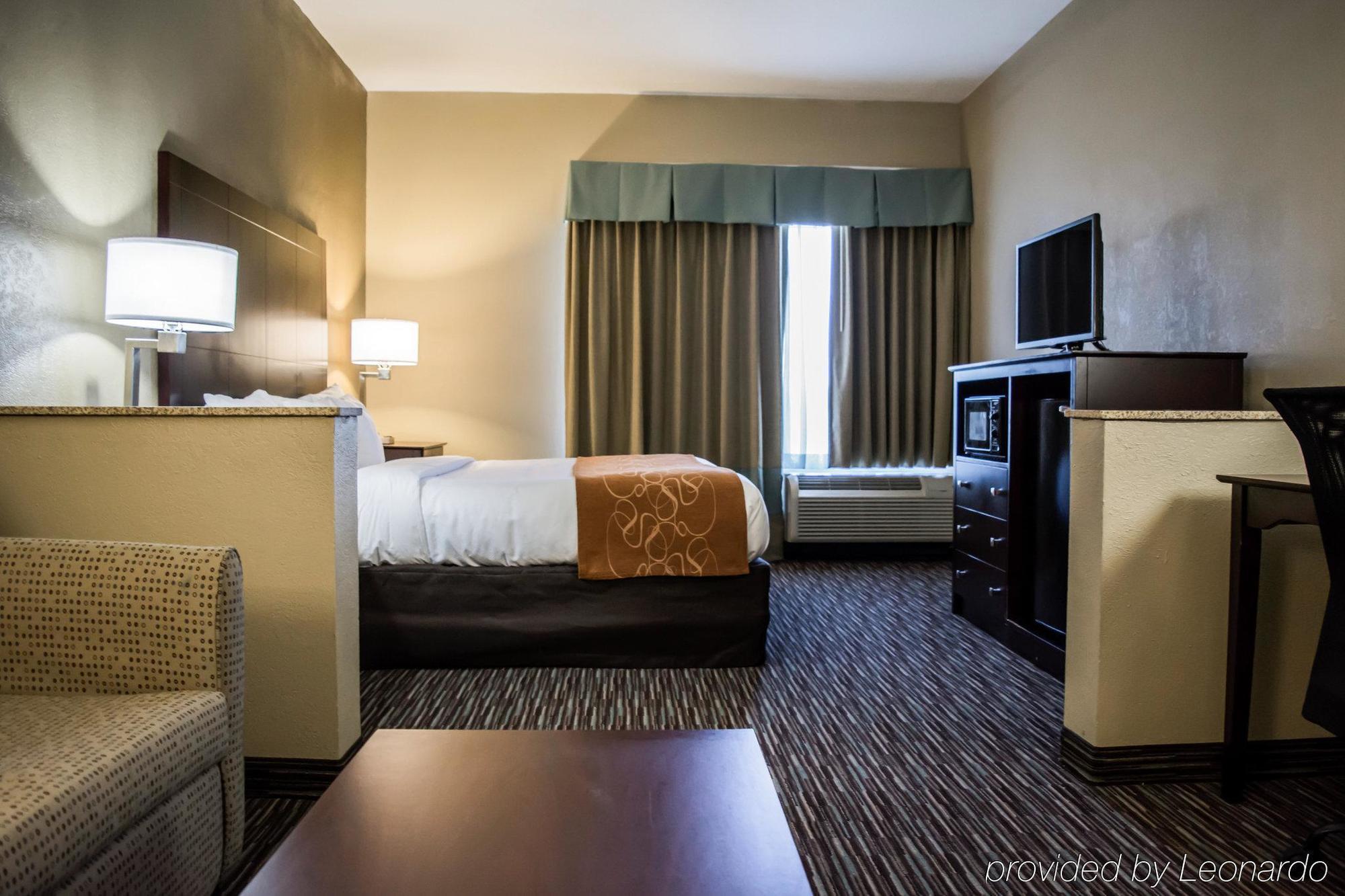 Comfort Suites Clearwater - Dunedin Buitenkant foto