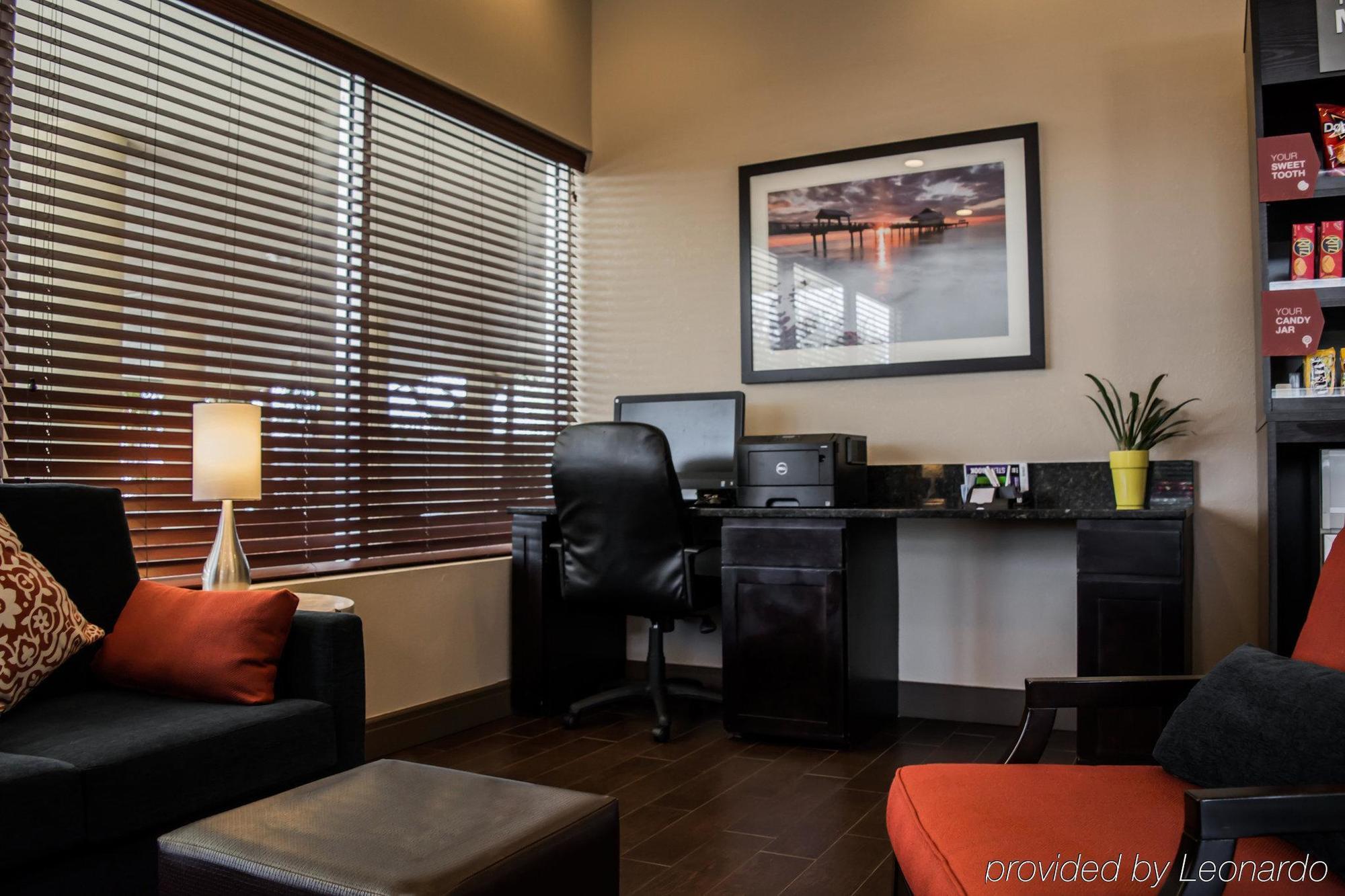 Comfort Suites Clearwater - Dunedin Buitenkant foto
